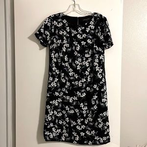 Size 2 Banana Republic Floral Print Dress